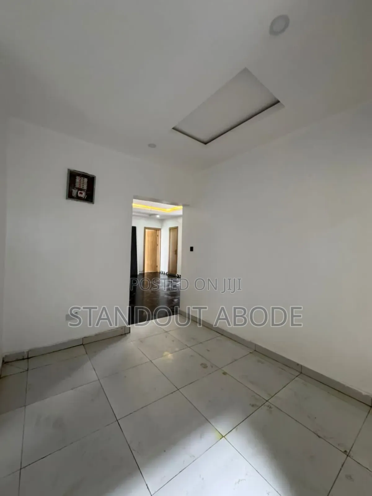 2bdrm Apartment in In An Estate, Off Lekki-Epe Expressway for sale in Off Lekki-Epe Expressway