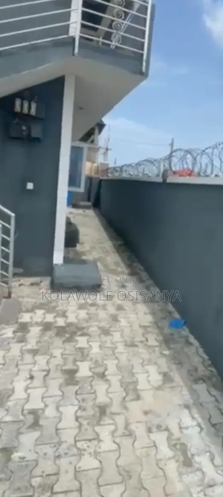 6bdrm Block of Flats in Lekki Expressway for sale in Lekki Expressway