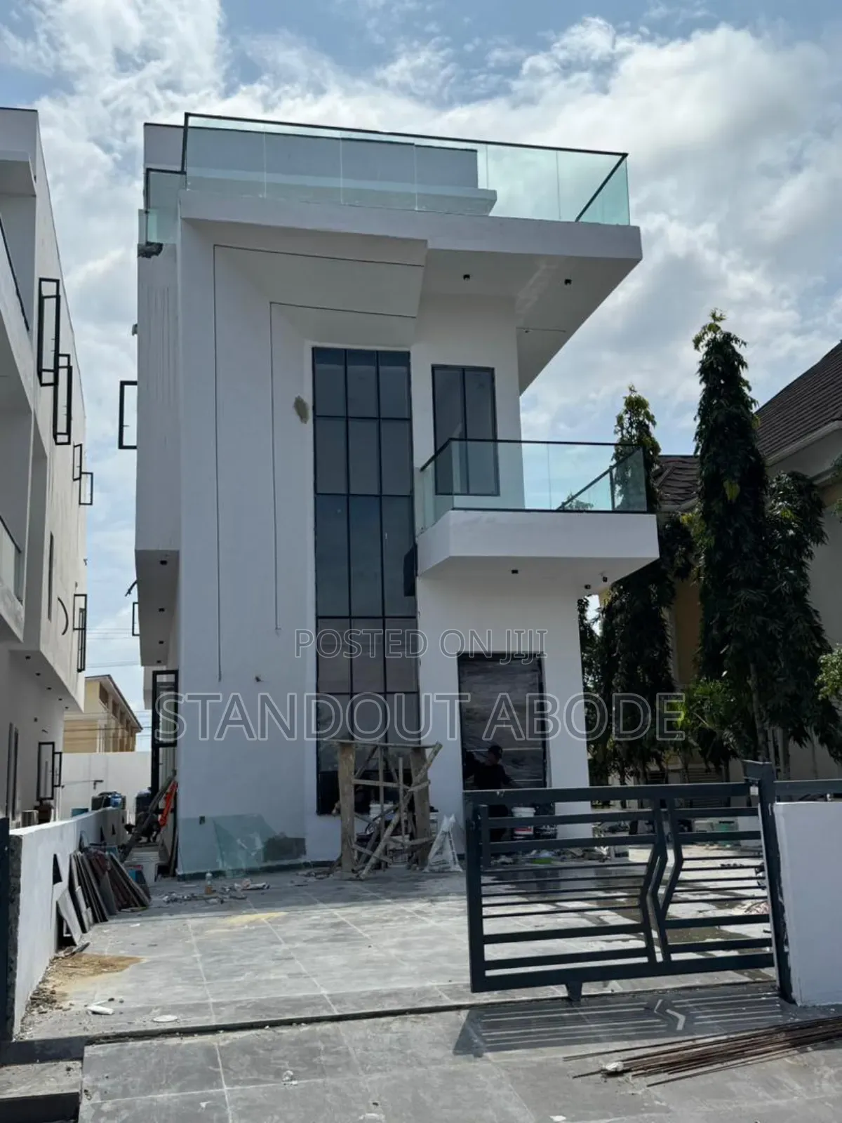 5bdrm Duplex in Orchid Road, Off Lekki-Epe Expressway for sale in Off Lekki-Epe Expressway