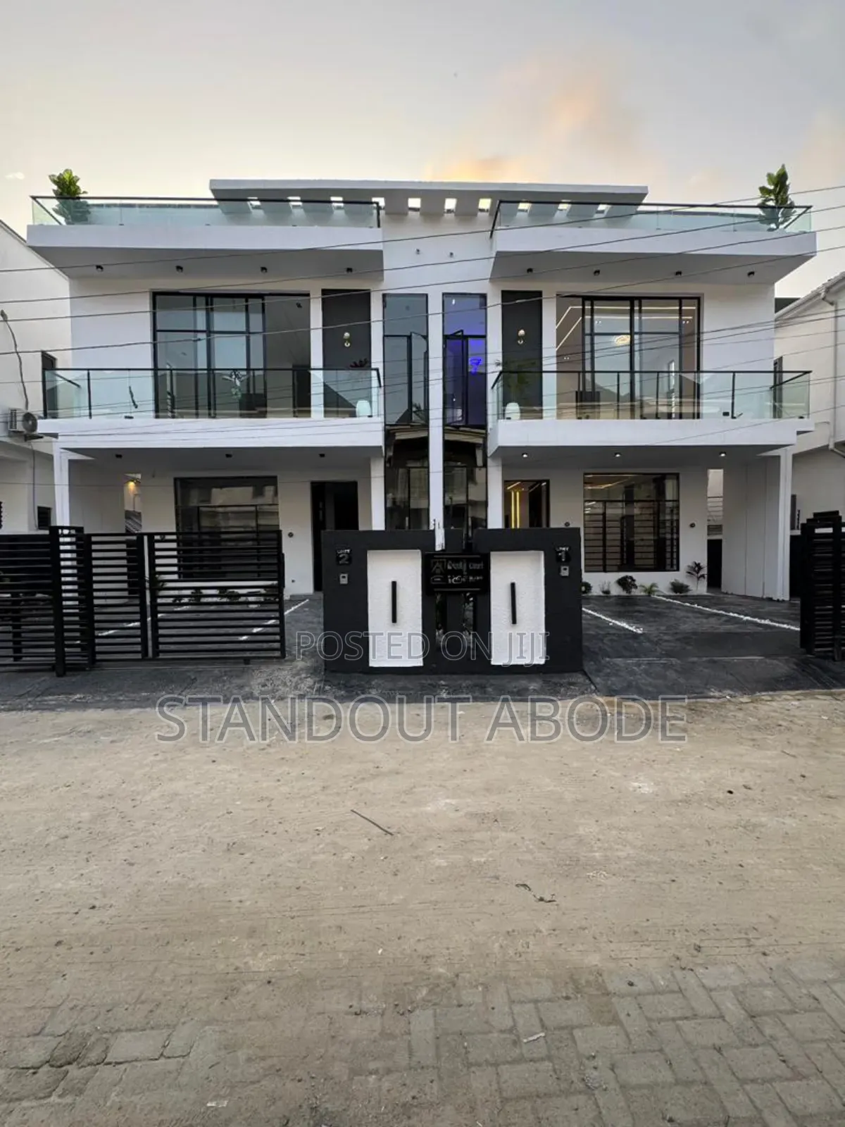 4bdrm Duplex in Lekki, Ikota for sale in Ikota