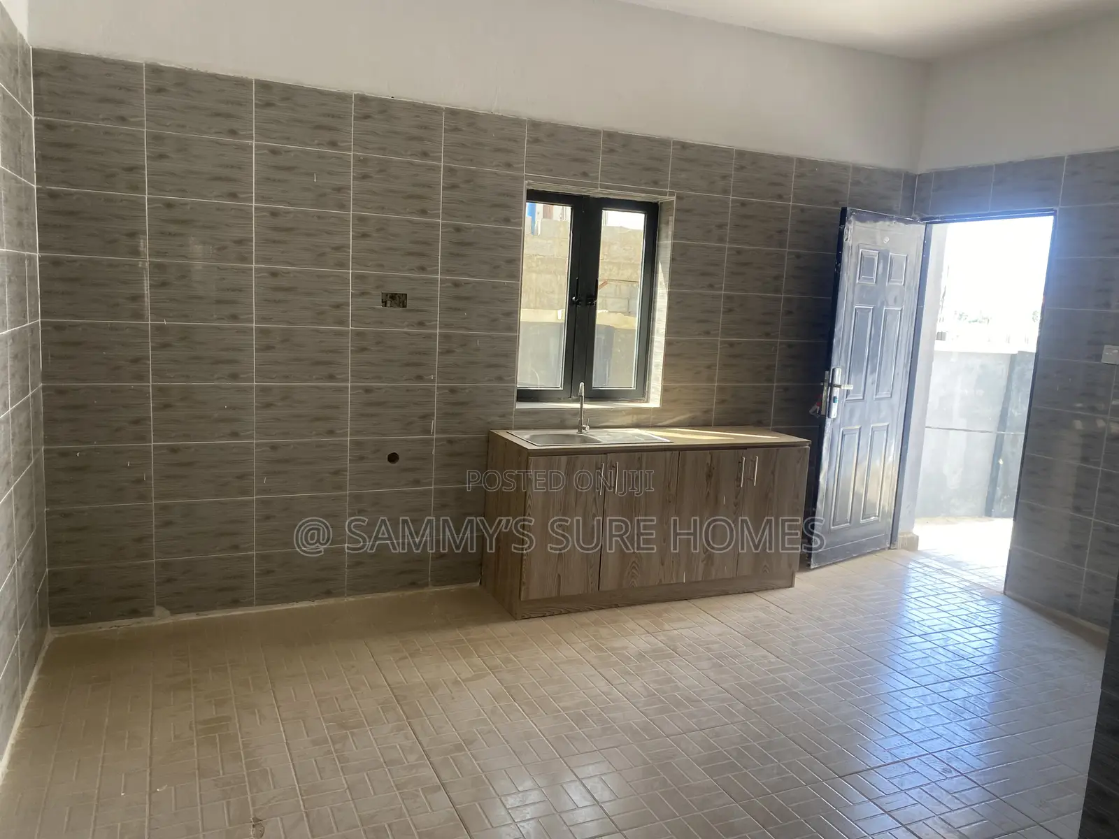 3bdrm Block of Flats in Katempe, Katampe for rent in Katampe