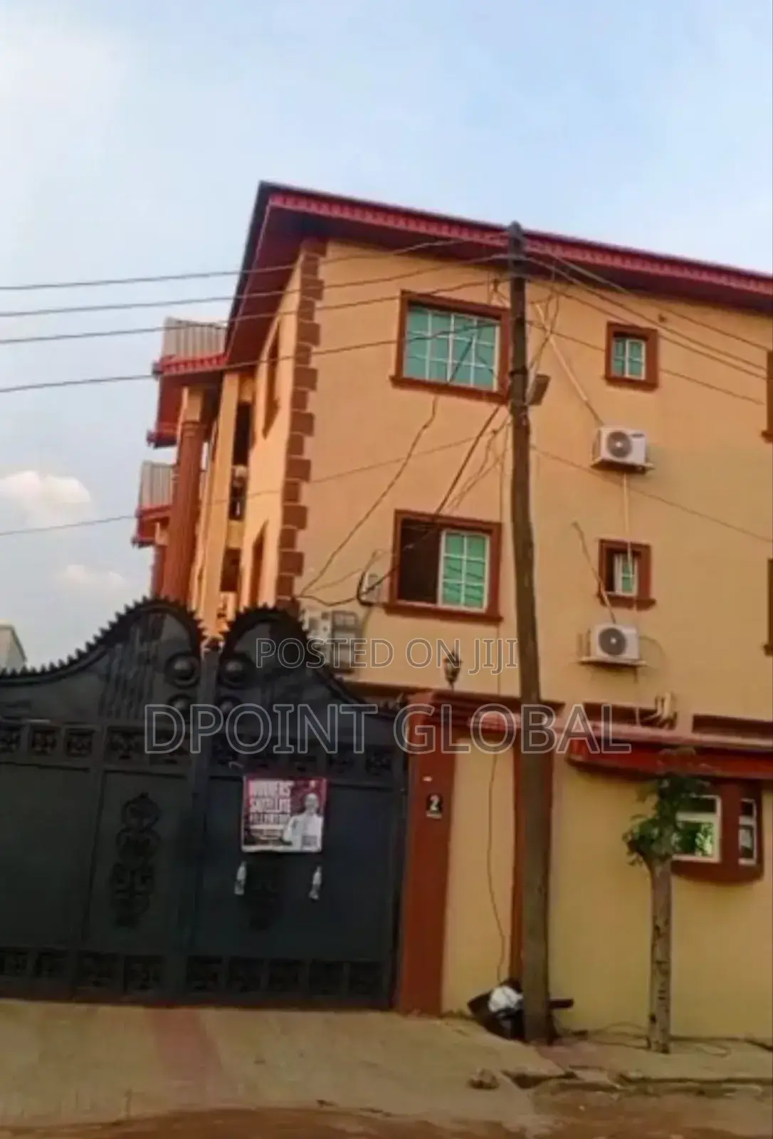 18bdrm Block of Flats in In Estate, Egbeda for sale in Egbeda