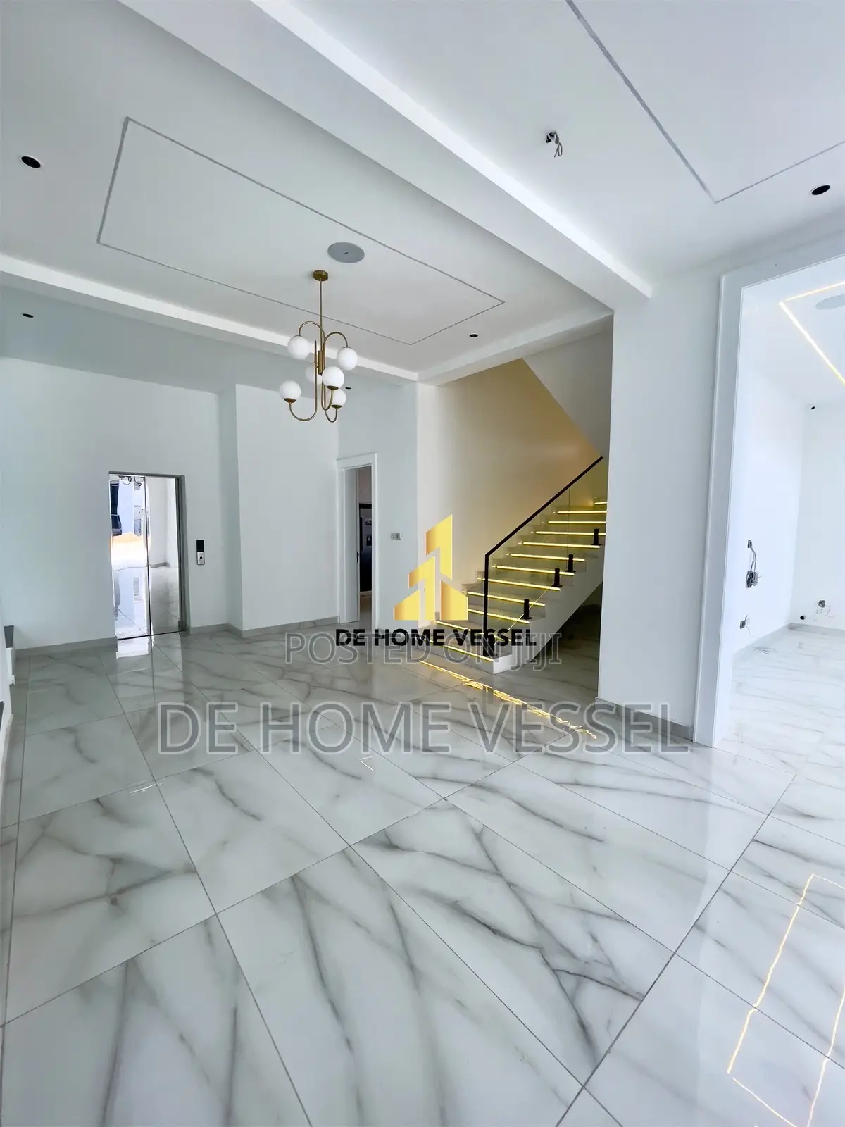 5bdrm Duplex in Ikate for sale in Ikate