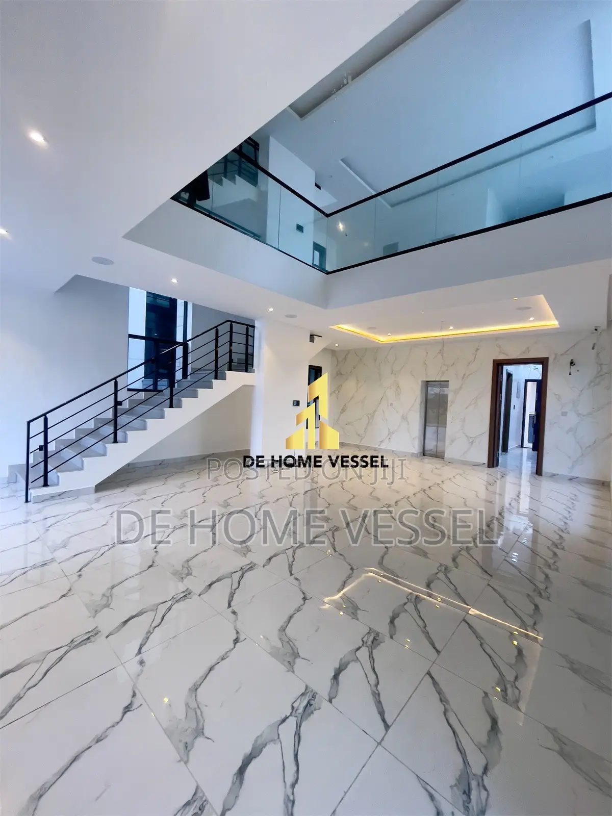 5bdrm Duplex in Ikate for sale in Ikate