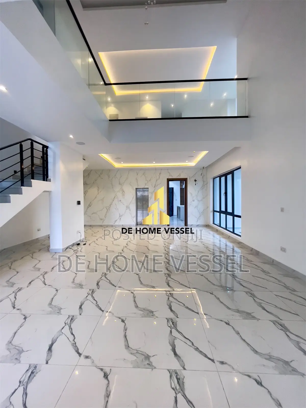 5bdrm Duplex in Ikate for sale in Ikate