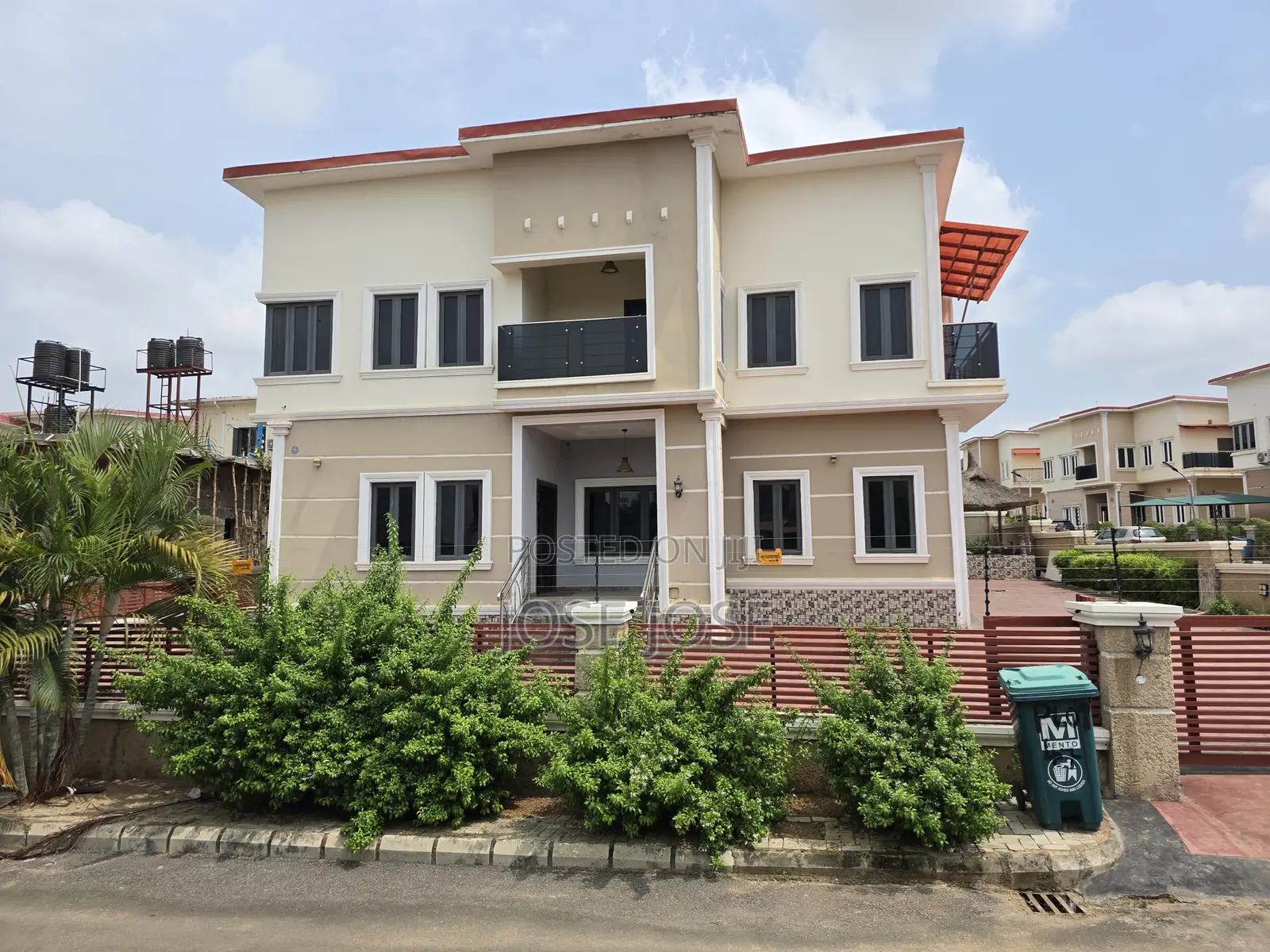 Furnished 4bdrm Duplex in Ask, FHA for sale in FHA