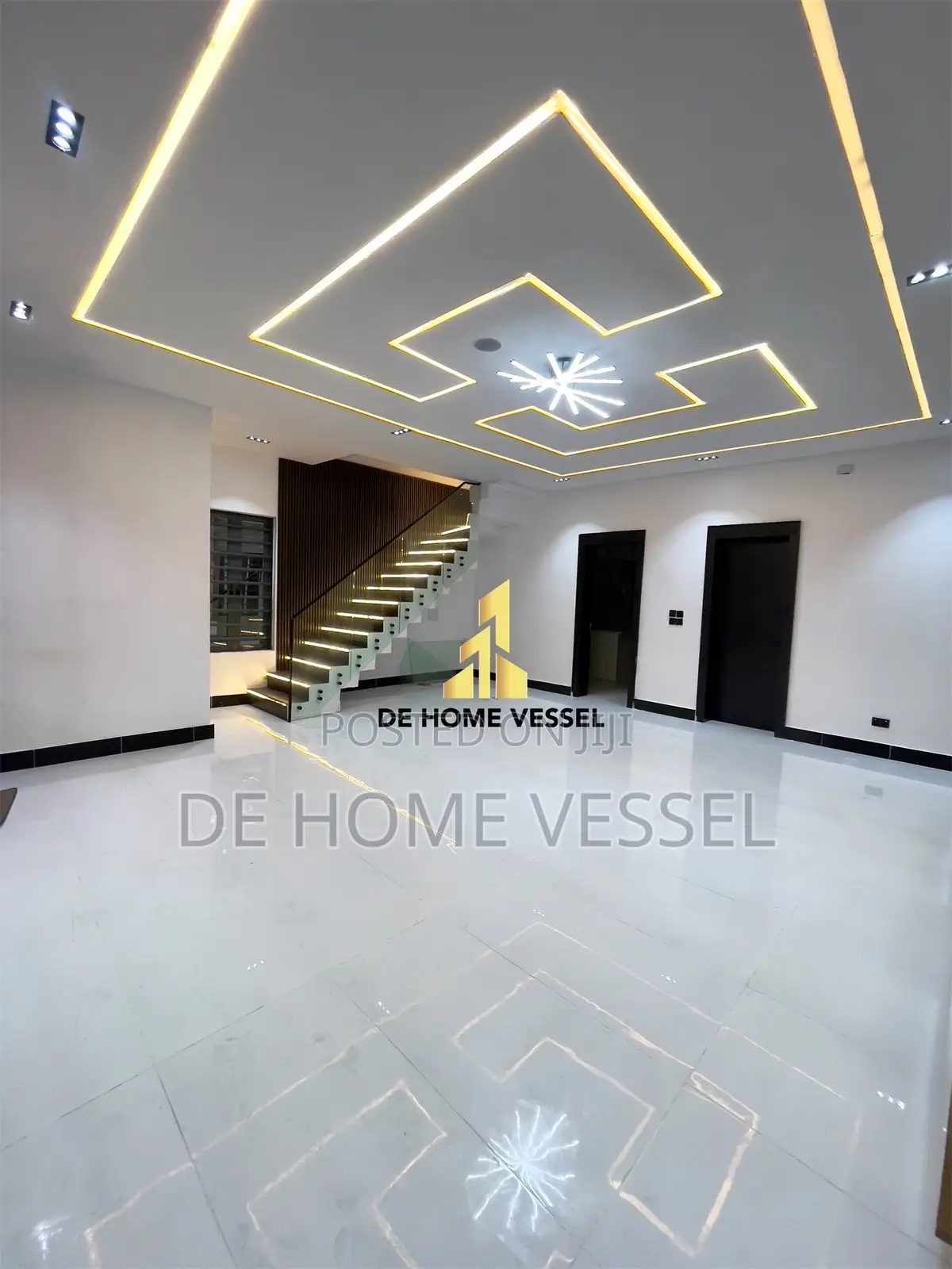 5bdrm Duplex in Ologolo for sale in Ologolo