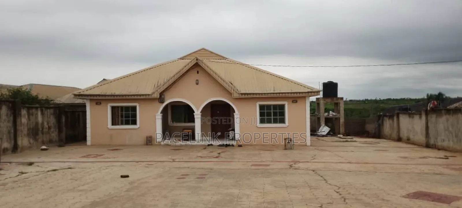 3bdrm Apartment in Ado-Odo/Ota for sale in Ado-Odo/Ota