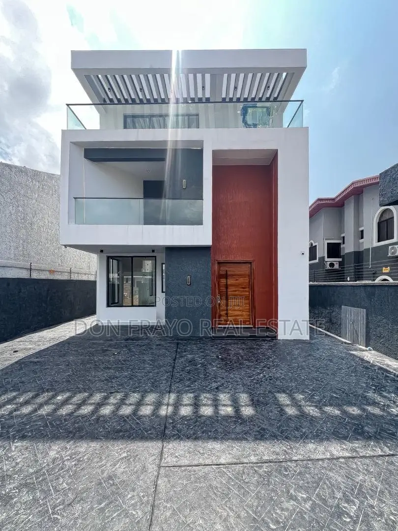 5bdrm Duplex in Off Fola Osibo Road for sale in Lekki Phase 1