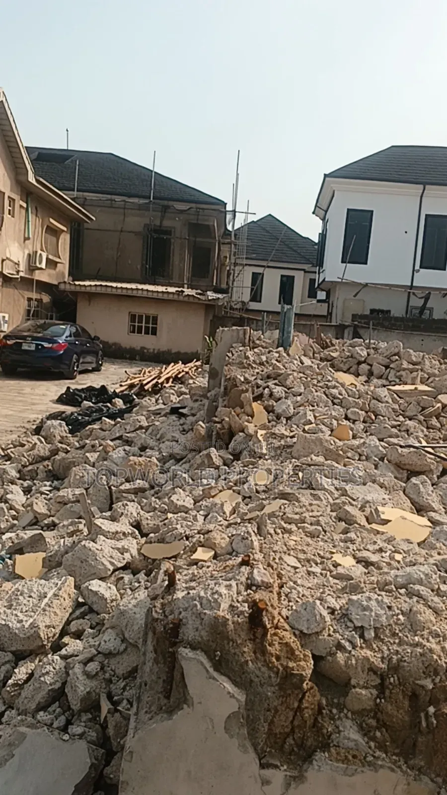 600 Square Metre of Land in Omole Phase 1 Agidingbi Ikeja in Agidingbi