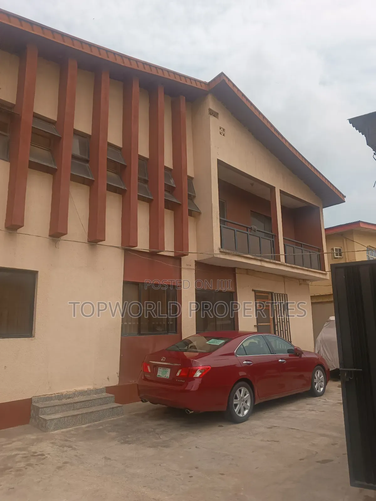 3bdrm Block of Flats in Ojodu Berger for sale in Ojodu