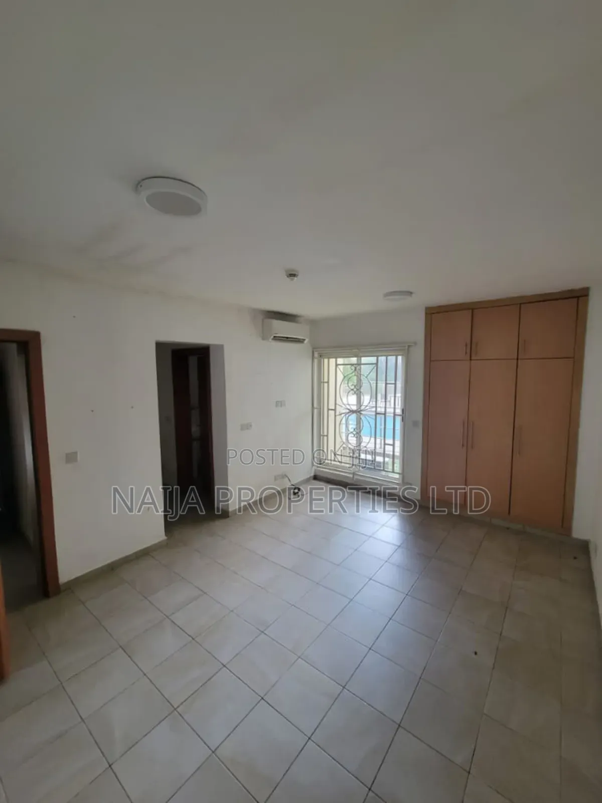 3bdrm Apartment in Oniru, Victoria Island for sale in Victoria Island