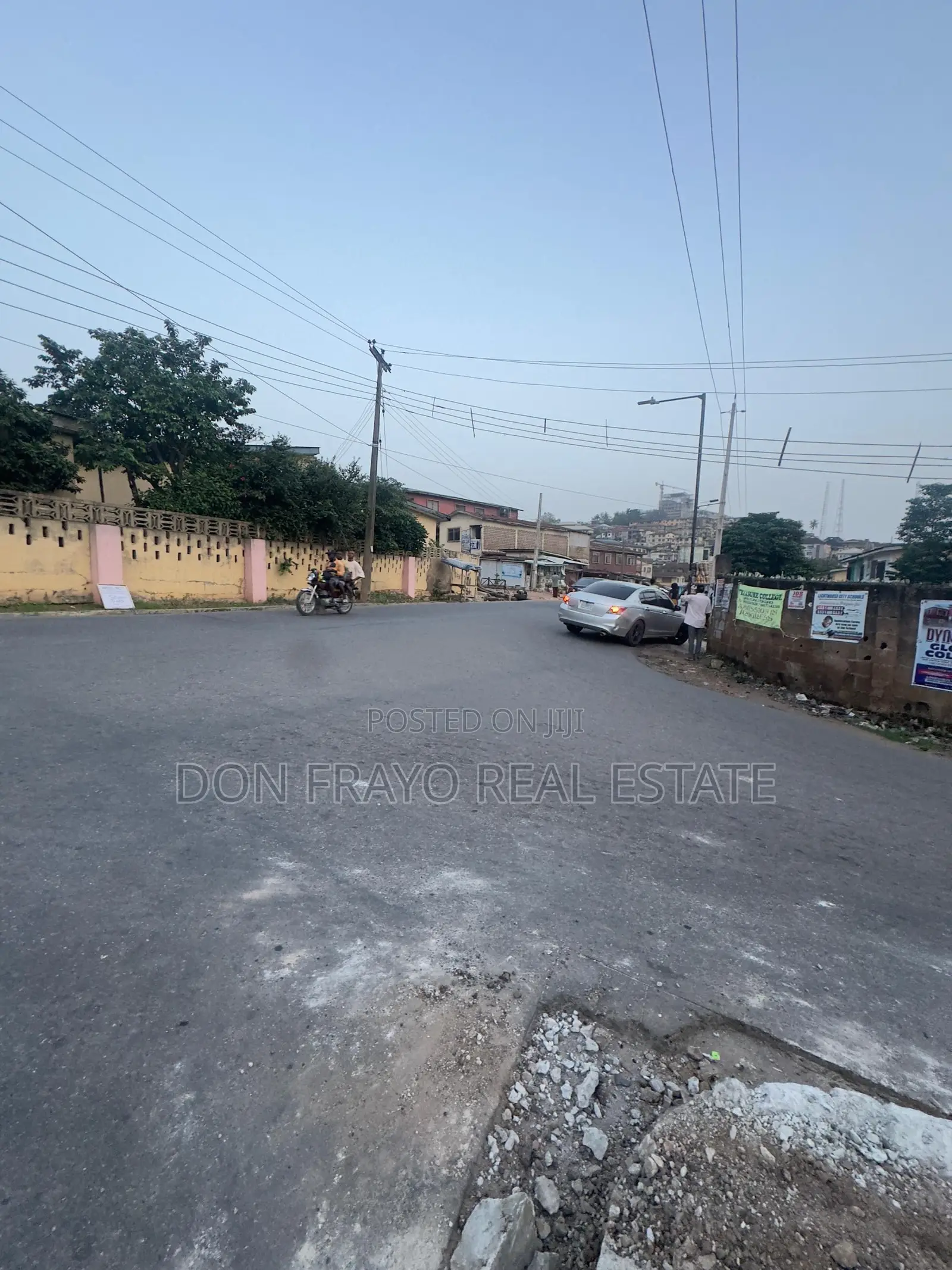 1300 Sqm Of Commercial Land For Sale Along Sango Mokola Road Ibadan in Ibadan
