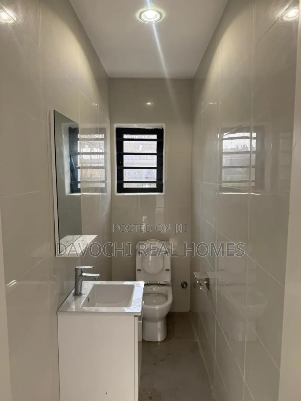 2bdrm Apartment in Off Freedom Way for rent in Lekki