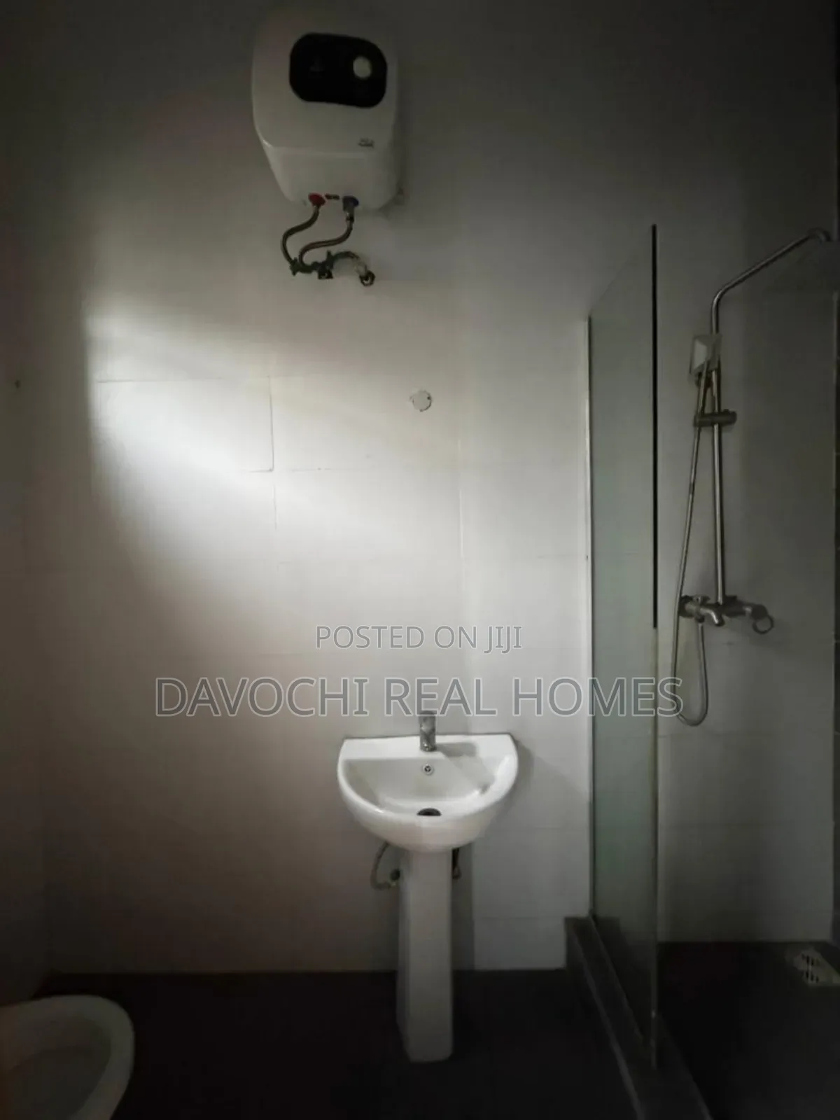 4bdrm Duplex in Osapa London Estate, Lekki for rent in Lekki
