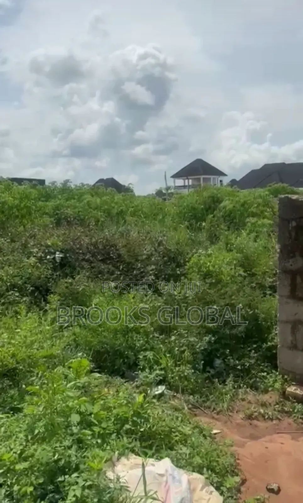A Land of 100/200 Feet Along the Road at Okhuoromi for Sale in Benin City