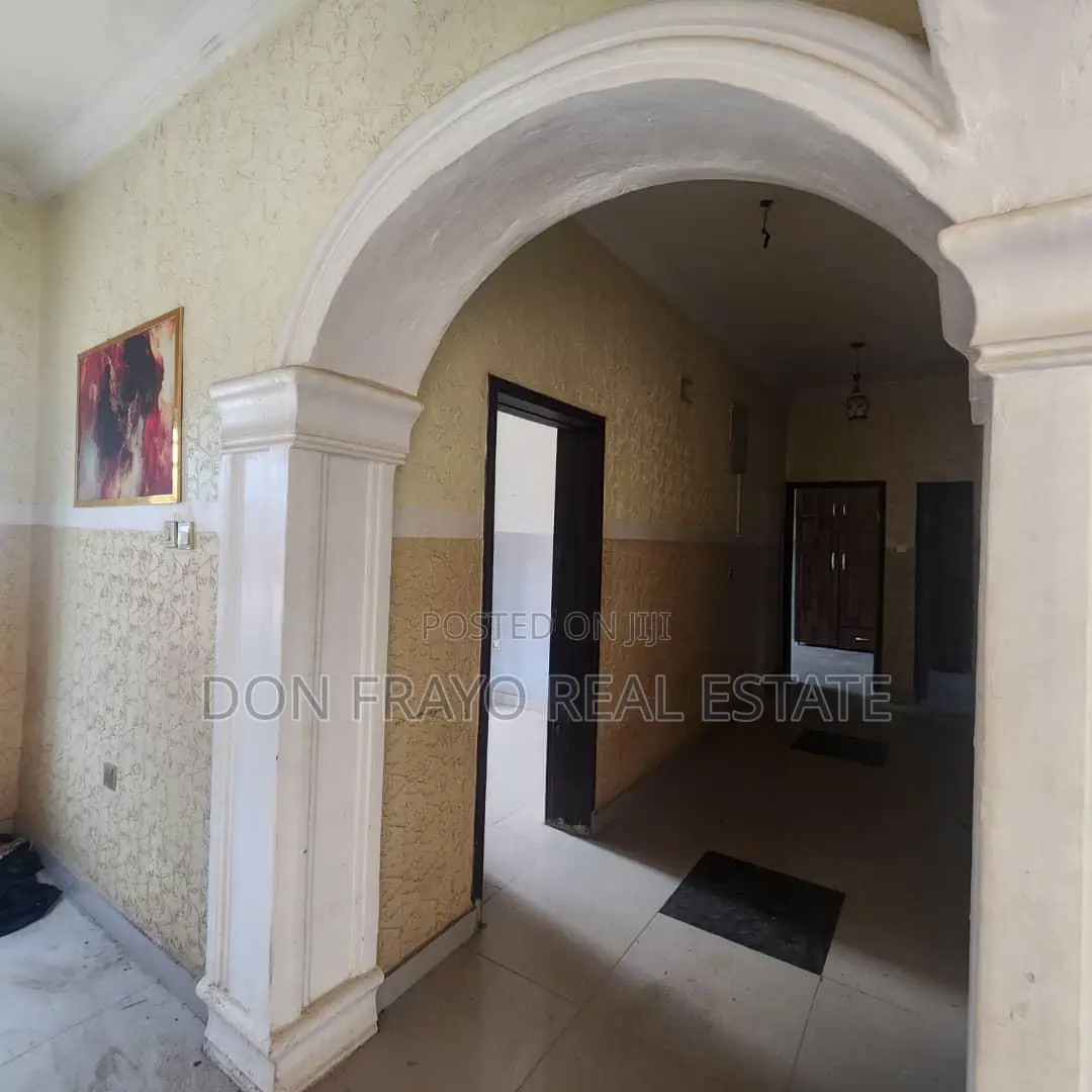 12bdrm Block of Flats in Promise Land Estate, Akala Express for sale in Akala Express