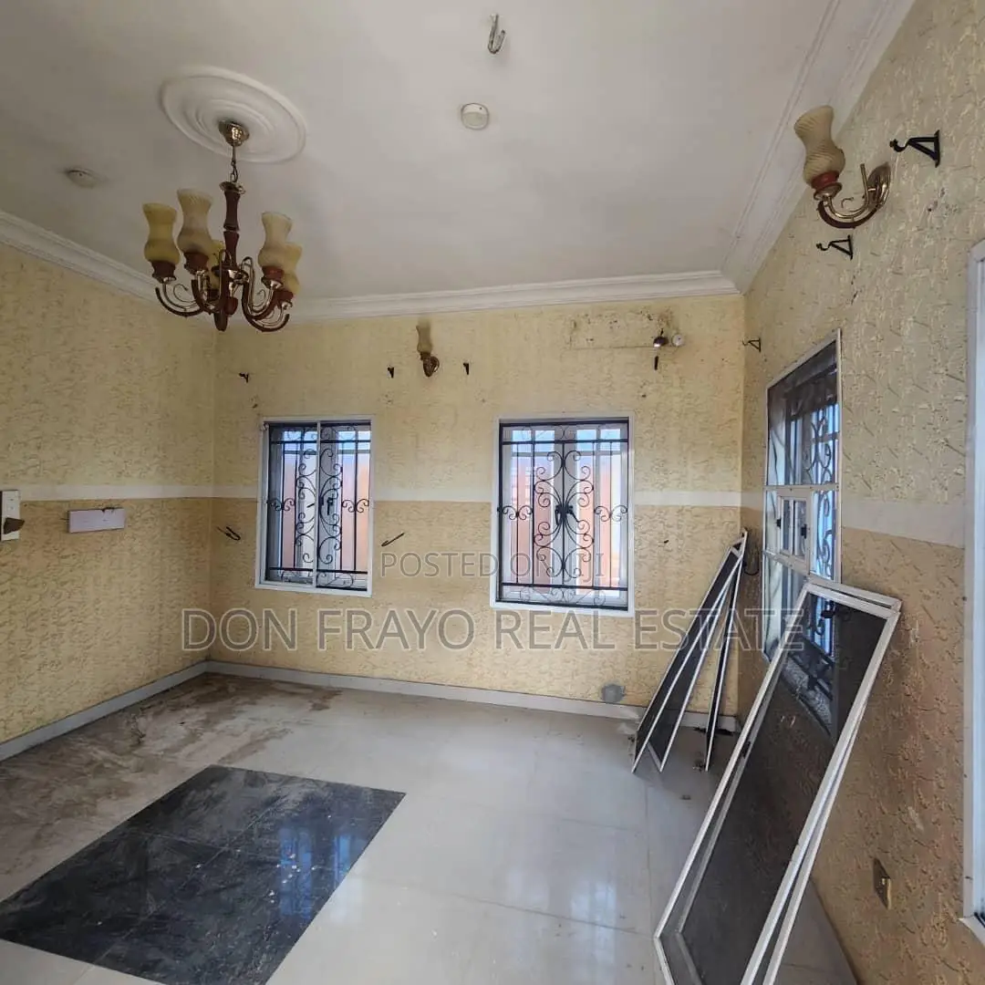 12bdrm Block of Flats in Promise Land Estate, Akala Express for sale in Akala Express