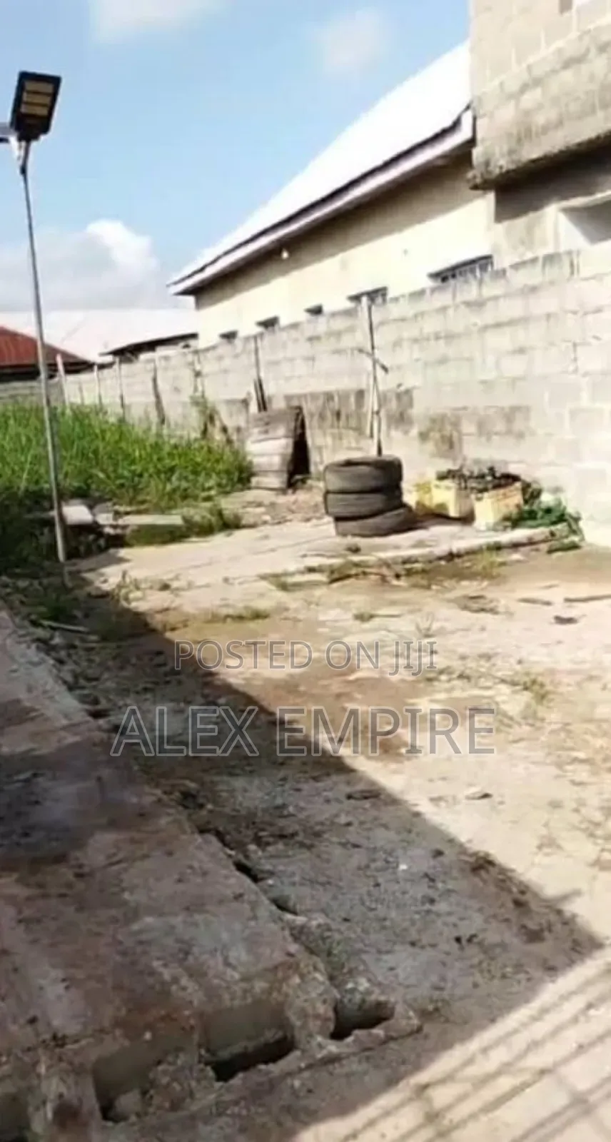 Half Plot of Land for Sale in Whitesand Bucknor, in Bucknor