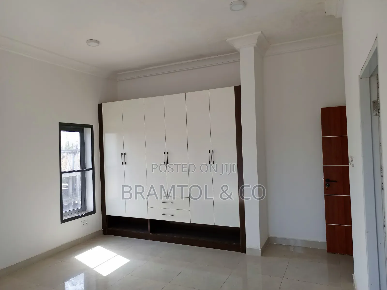 3bdrm Block of Flats in With Bq, Katampe (Main) for sale in Katampe (Main)