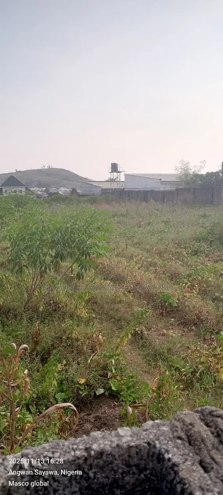 4000sqm Residential Plot for Sale in Airport Road Abuja in Sabon Lugbe