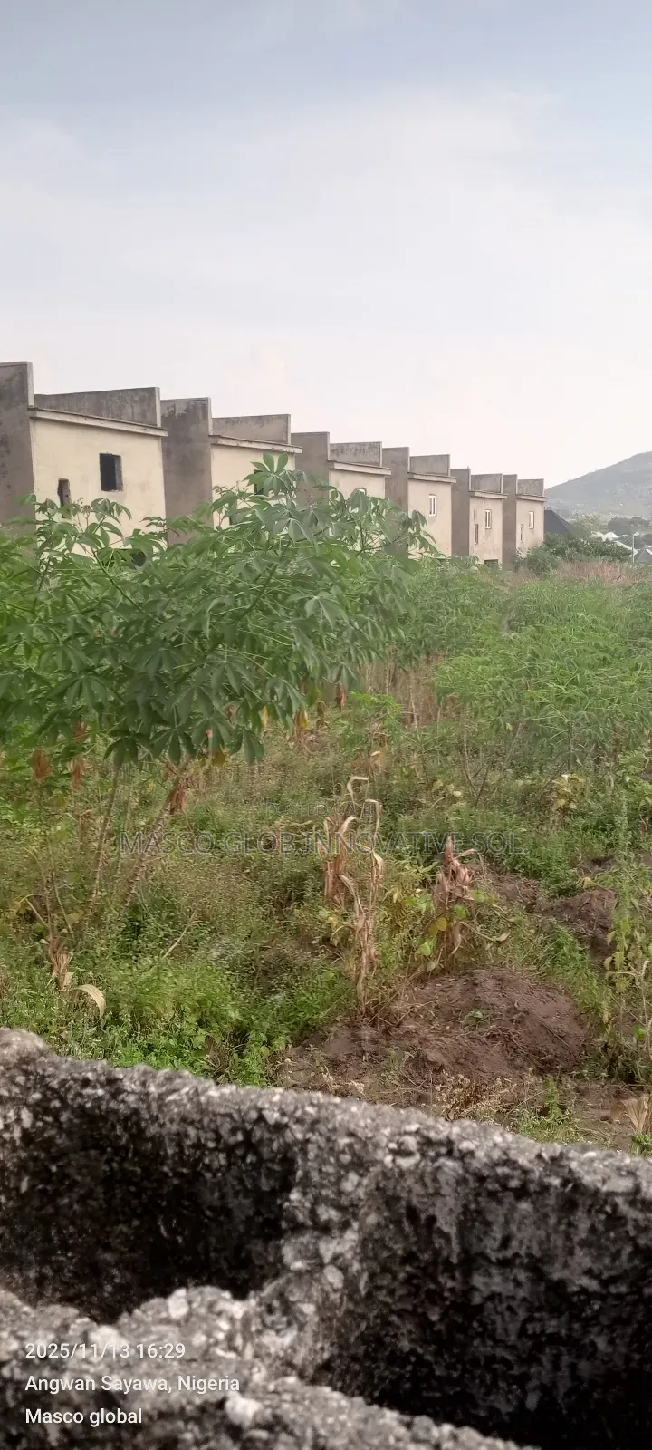 4000sqm Residential Plot for Sale in Airport Road Abuja in Sabon Lugbe