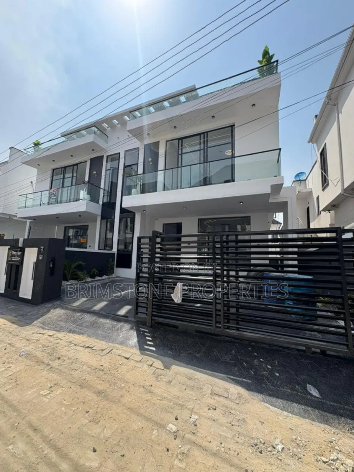 Furnished 4bdrm Duplex in Ikota for sale in Ikota