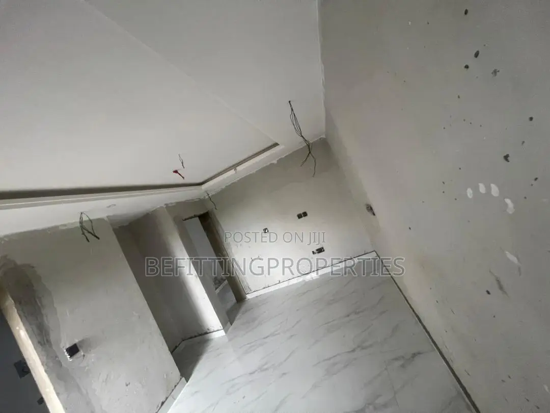 3bdrm Block of Flats in Ikeja for rent in Ikeja