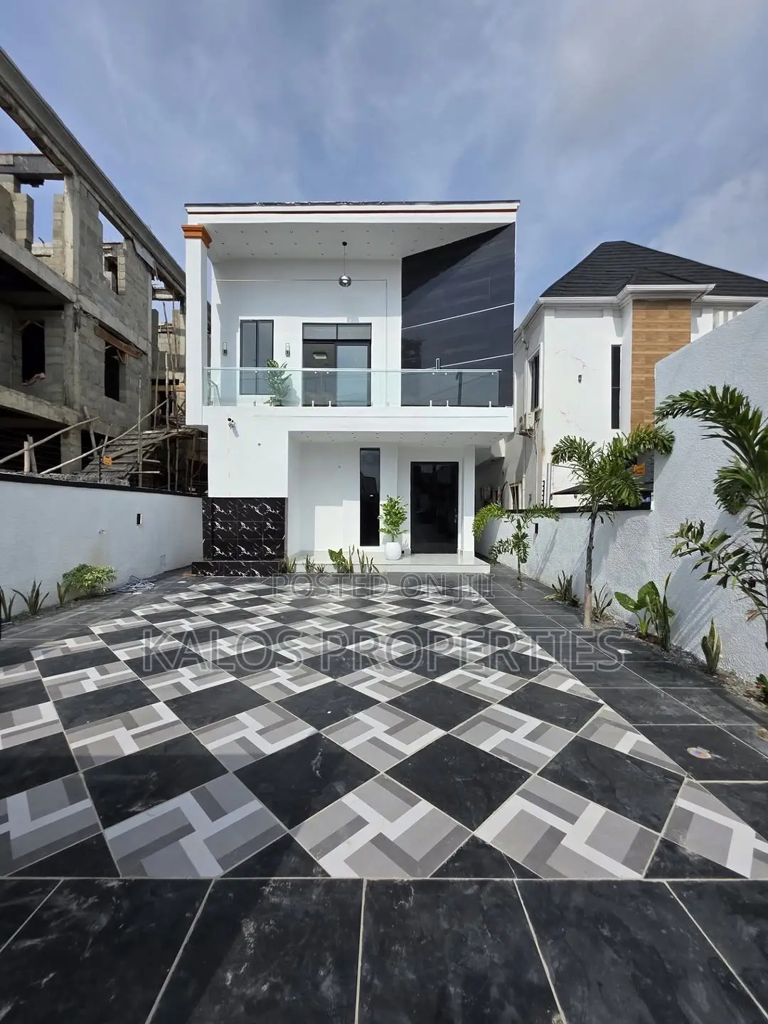 5bdrm Duplex in Ajah Lekki Lagos for sale in Ado / Ajah
