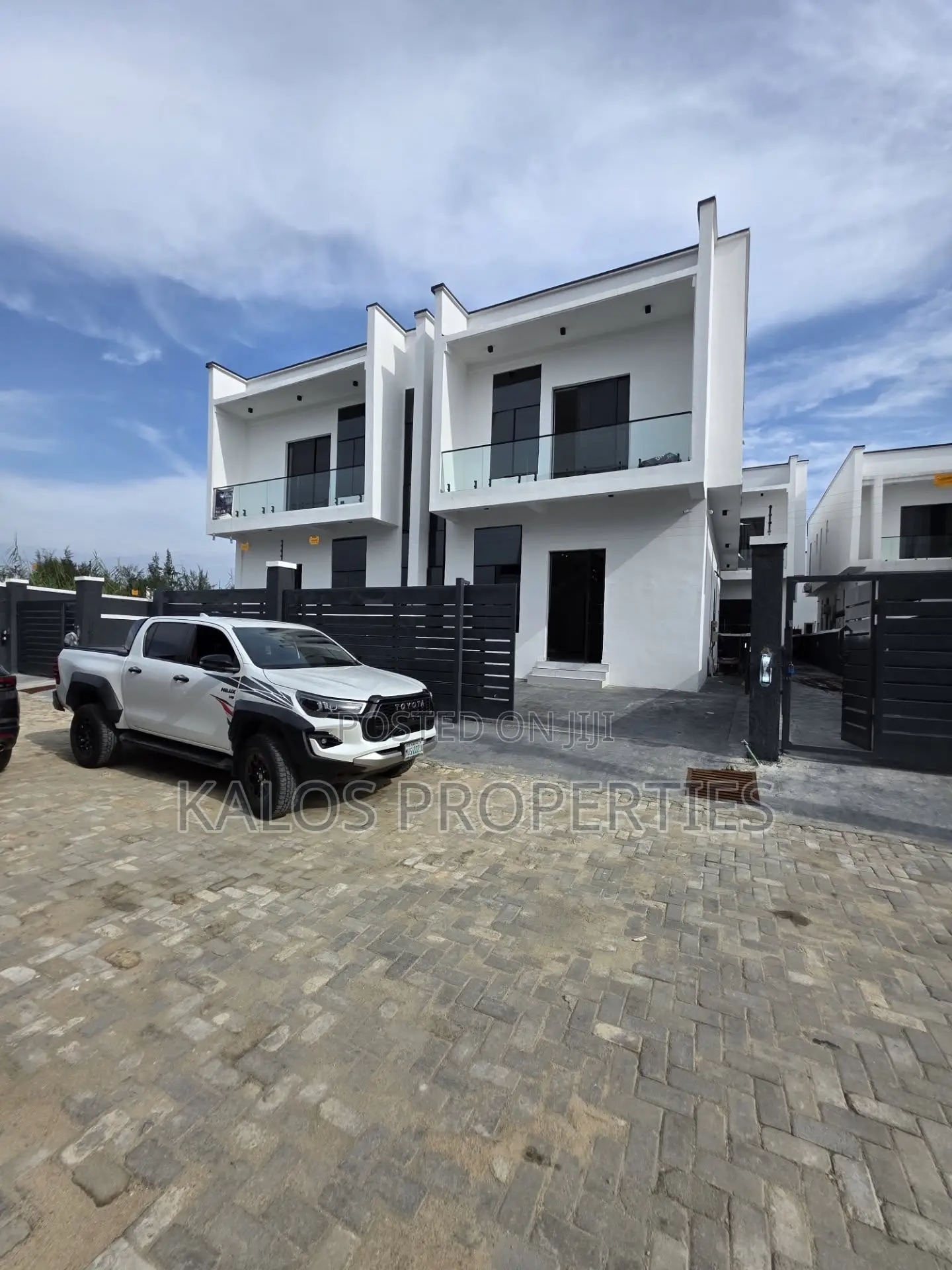5bdrm Duplex in Ajah Lekki Lagos for sale in Ado / Ajah