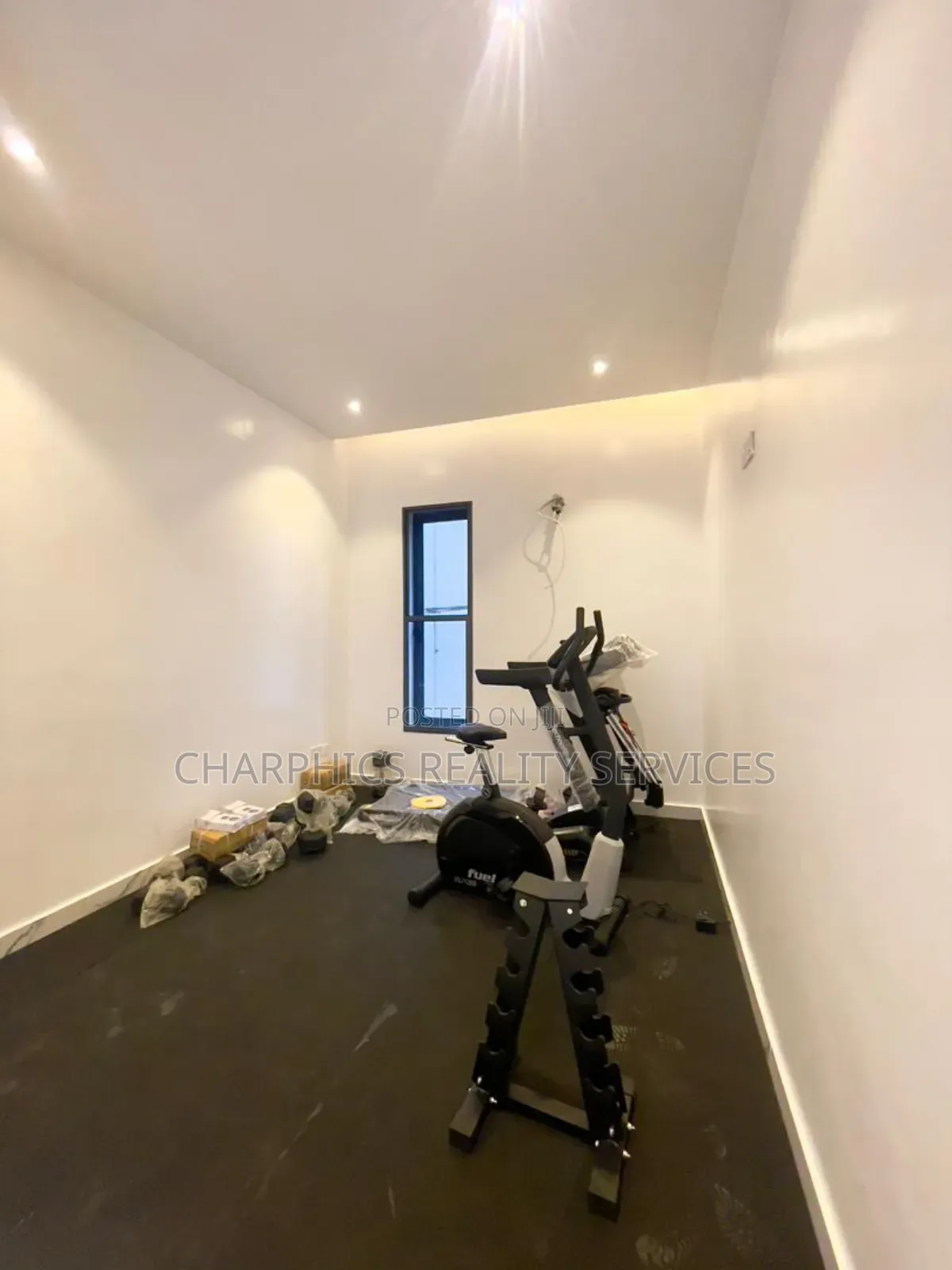5bdrm Duplex in Ikate for sale in Ikate