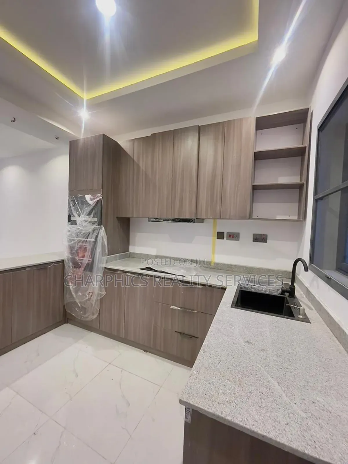 2bdrm Apartment in Ikate for sale in Ikate