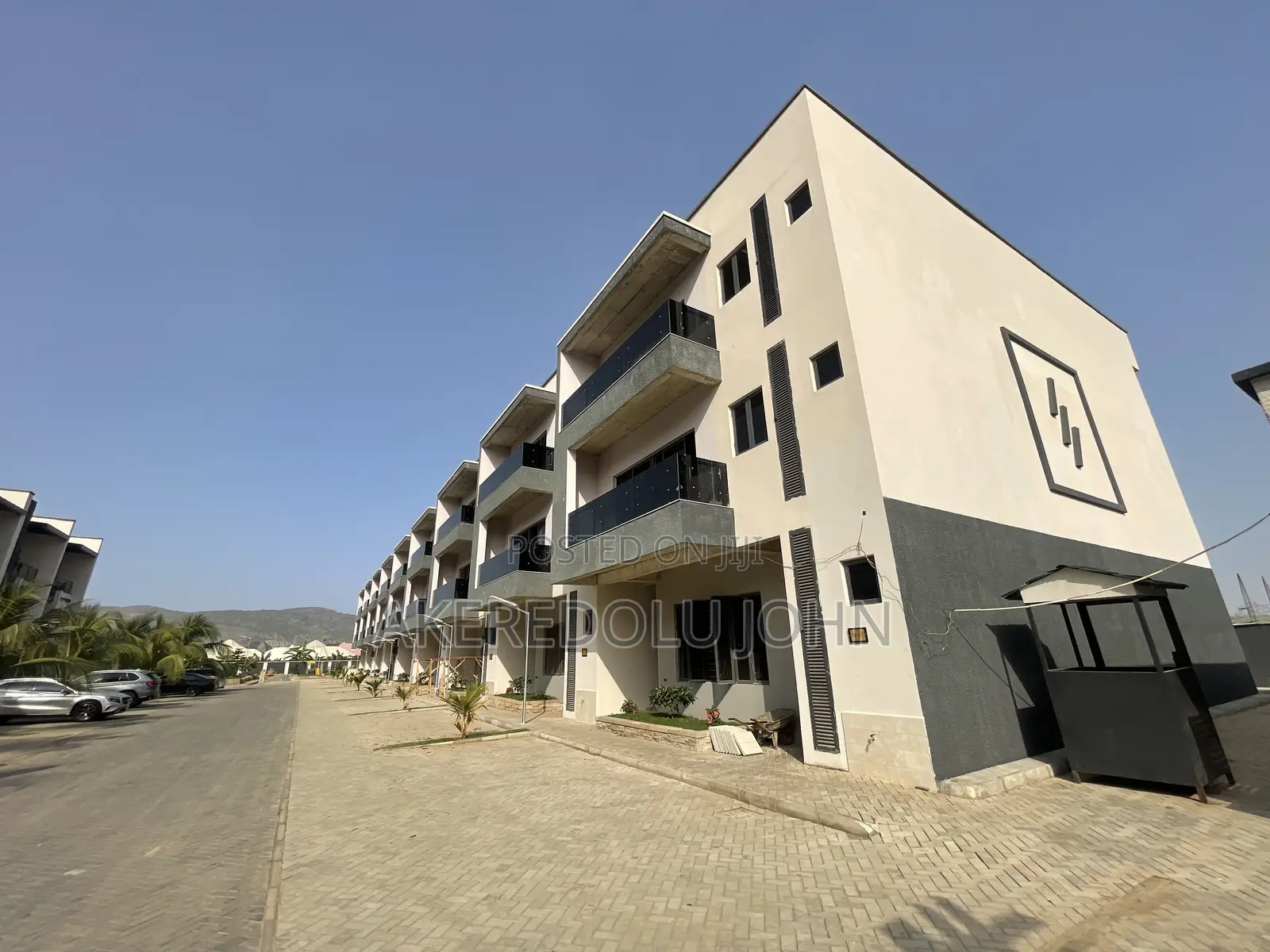 4bdrm Townhouse/Terrace in Jahi for sale in Jahi