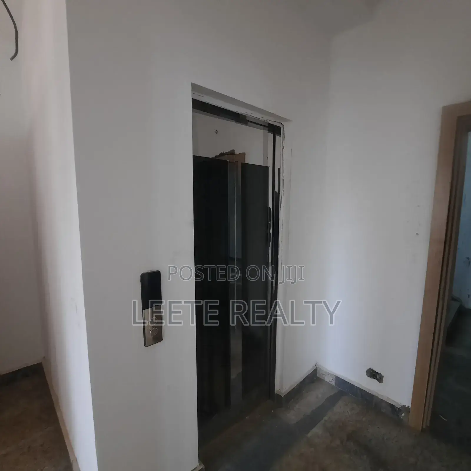 5bdrm Duplex in Katampe Extension for sale in Katampe Extension