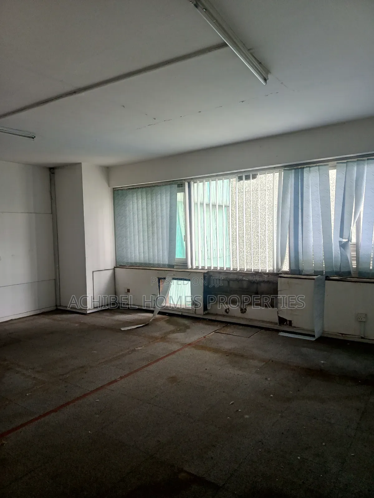 A 31.3 Square Meter Open Office Space at Marina in Marina