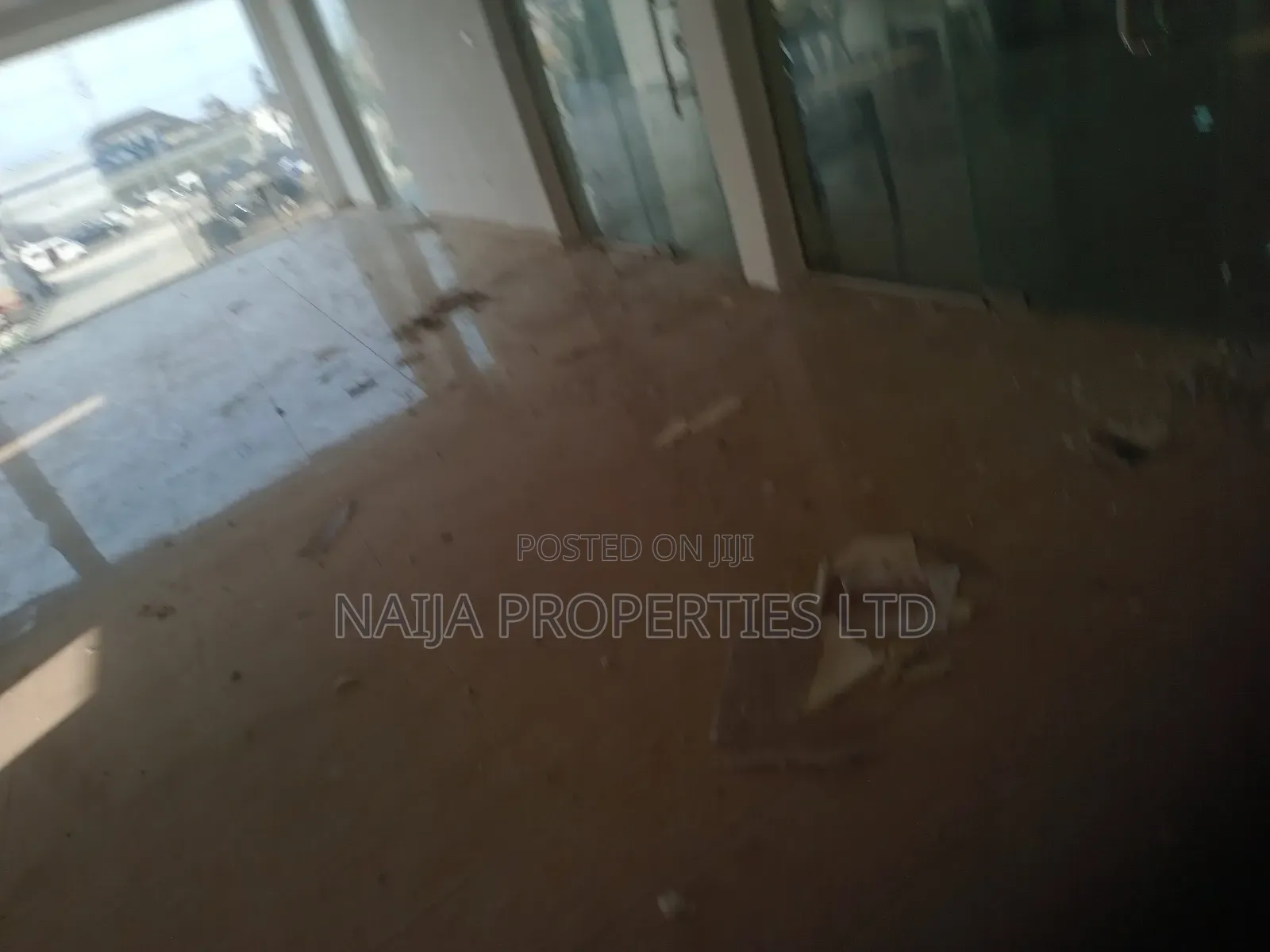 130sqm Off Space Directly on the Express Way at Olokonla ,Ajah for Rent in Ajah