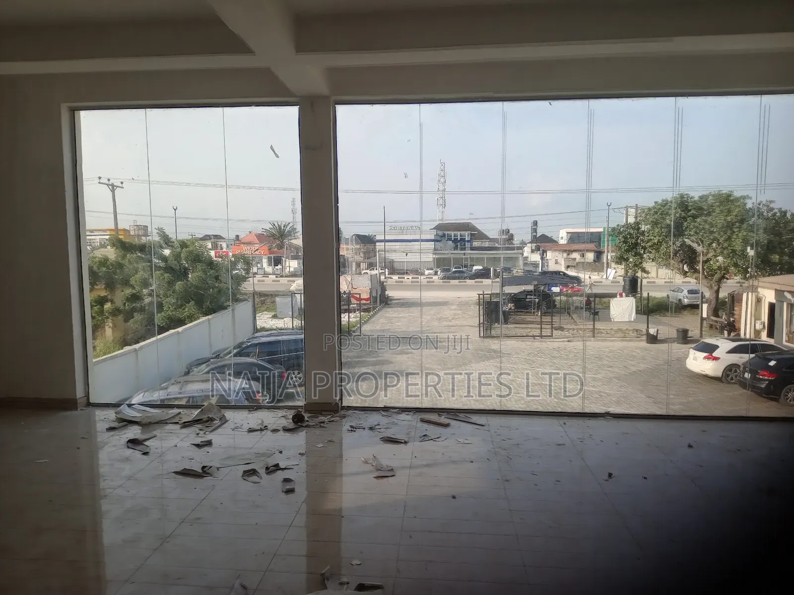 130sqm Off Space Directly on the Express Way at Olokonla ,Ajah for Rent in Ajah