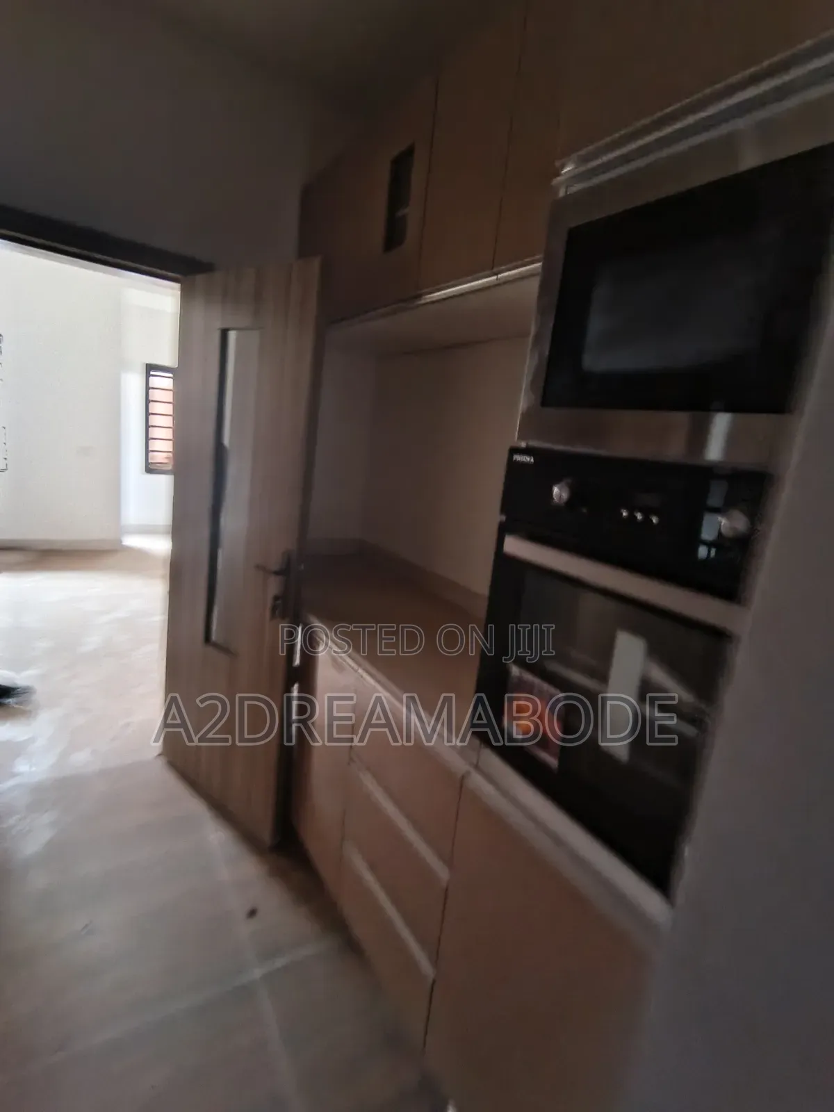 3bdrm Apartment in Ikeja/Maryland for rent in Ikeja