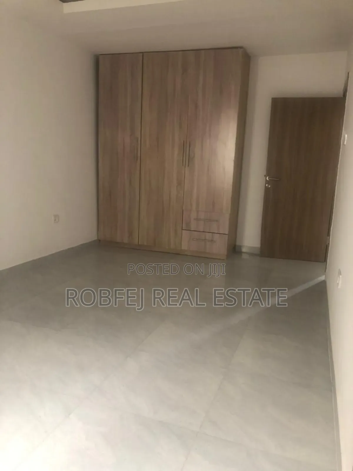5bdrm Duplex in Omole Phase 1 for sale in Omole Phase 1