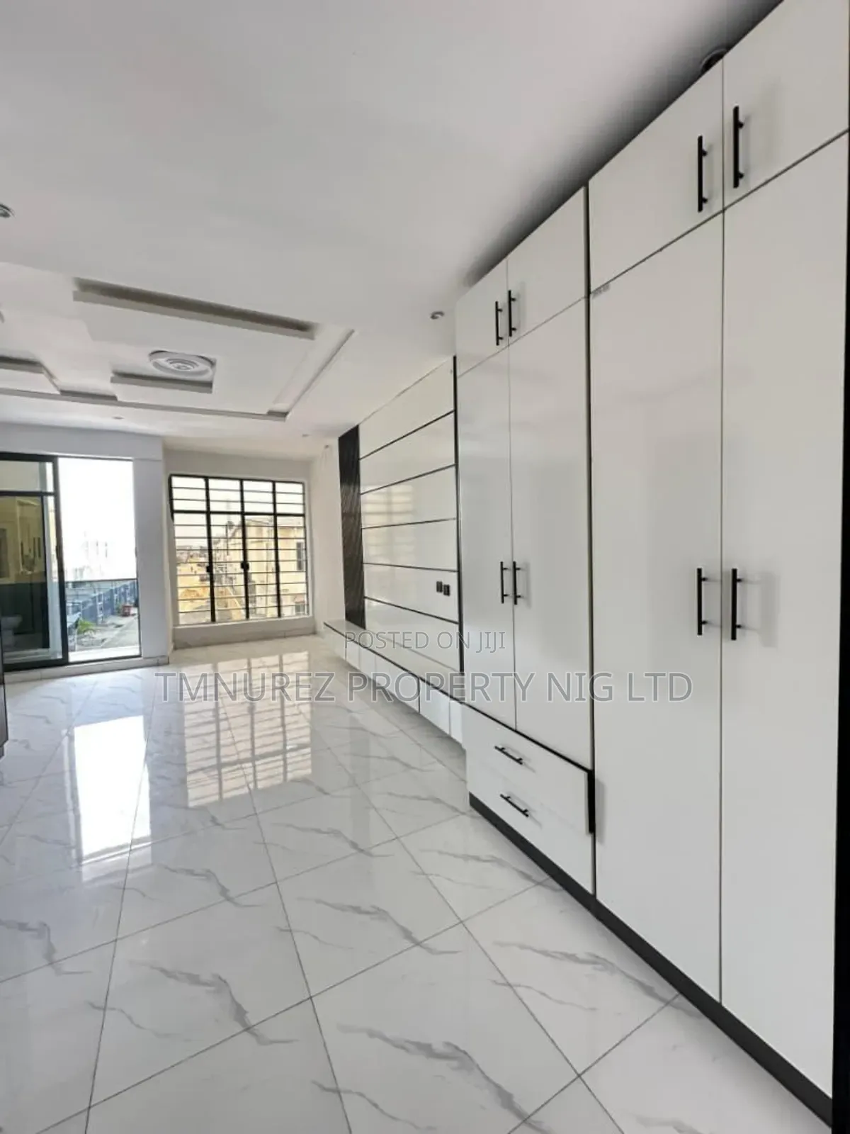 4bdrm Duplex in Ikota Estat, Lekki Phase 1 for sale in Lekki Phase 1