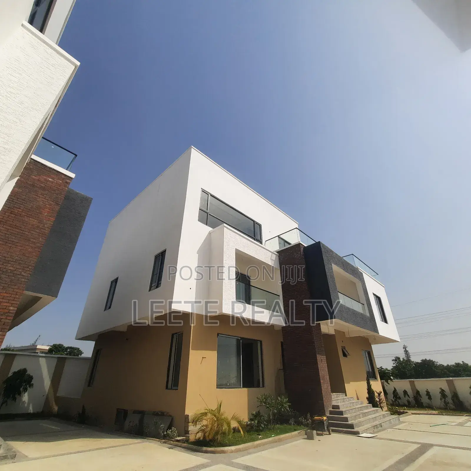 5bdrm Duplex in Katampe Extension for sale in Katampe Extension