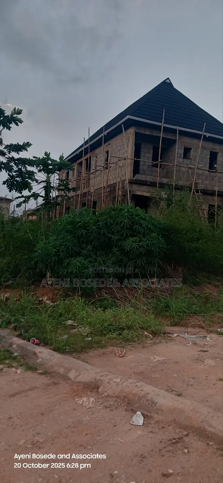 2bdrm Block of Flats in Bbankole Estate, Obafemi-Owode for sale in Obafemi-Owode