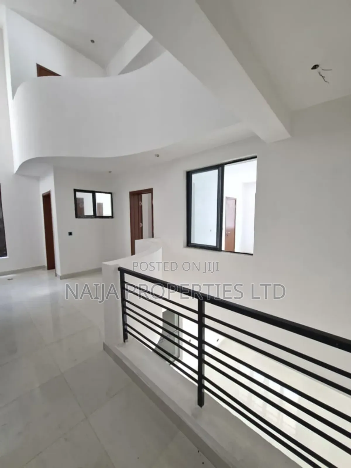 5bdrm Duplex in Off Freedom Way, Lekki Phase 1 for rent in Lekki Phase 1
