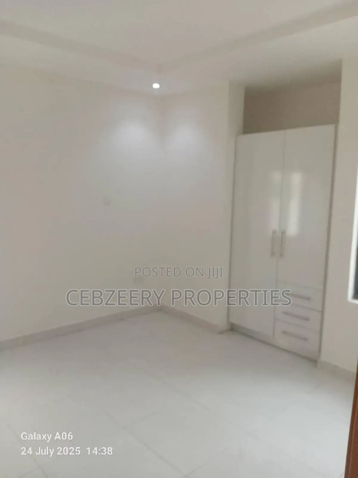 Apartments in Awolowo Way