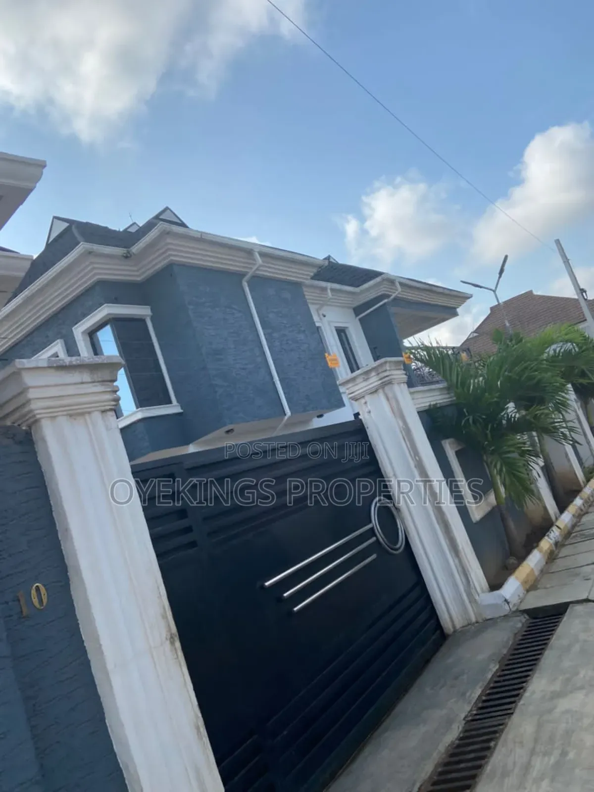 2bdrm Block of Flats in Oreofe, Akala Express for rent in Akala Express