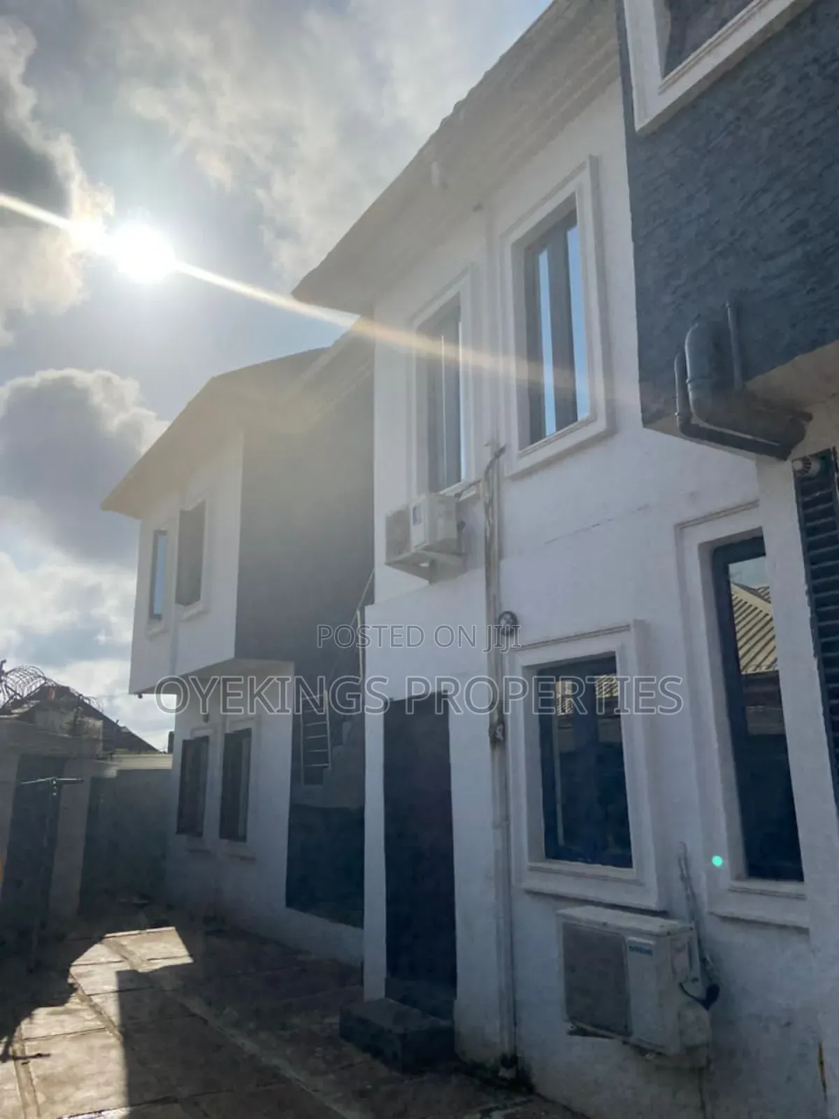 2bdrm Block of Flats in Oreofe, Akala Express for rent in Akala Express
