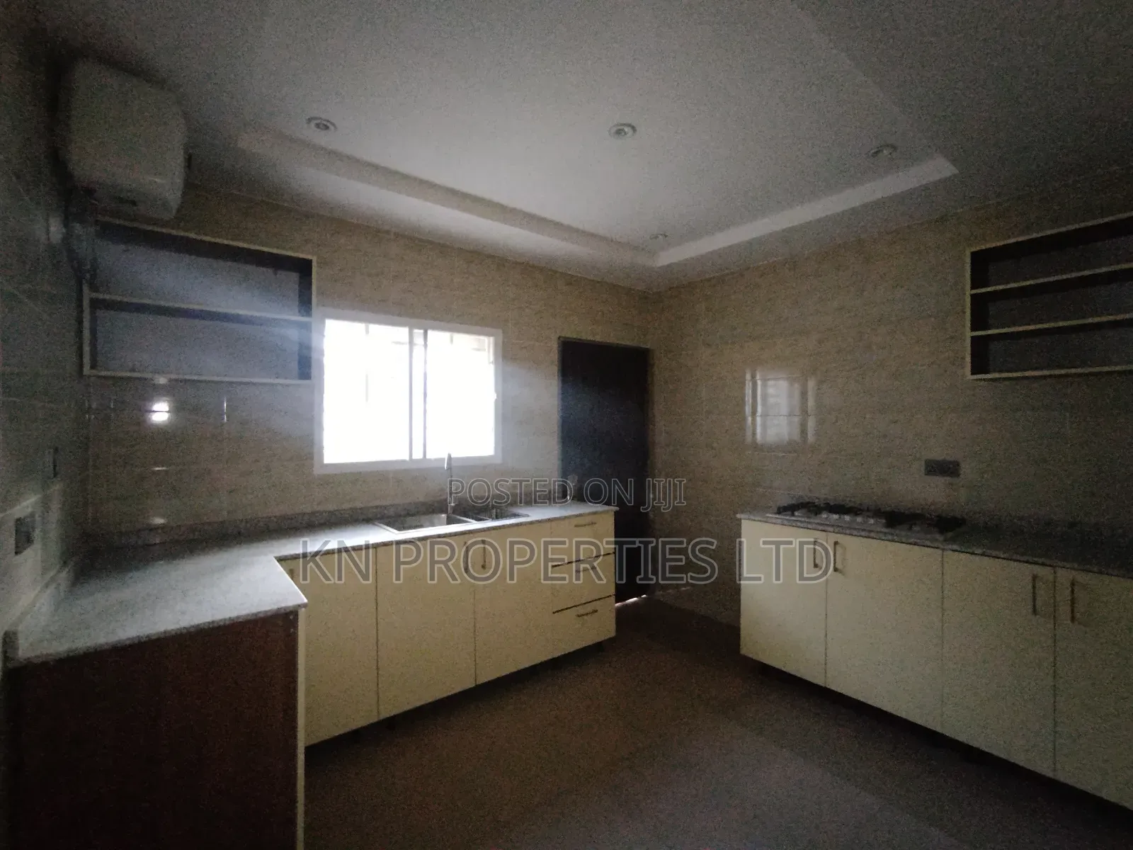 10bdrm Duplex in Diplomatic Zone, Asokoro for rent in Asokoro