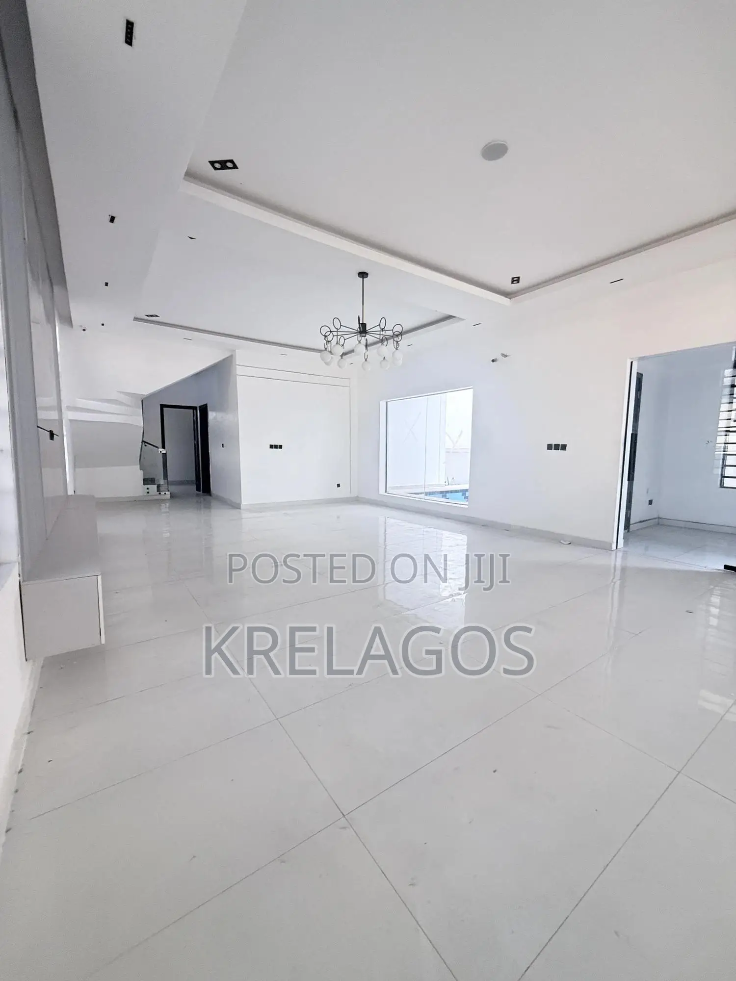 5bdrm Duplex in Orchid, Chevron for sale in Chevron