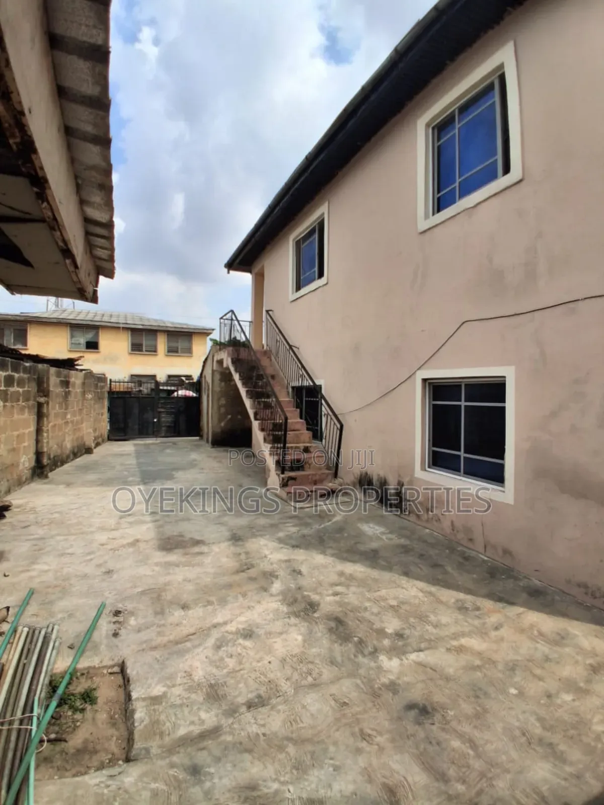 2bdrm Block of Flats in Akinyemi, Akala Express for sale in Akala Express