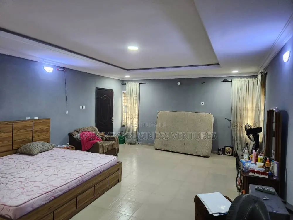 Furnished 5bdrm Duplex in Ire Akari, Akala Express for sale in Akala Express